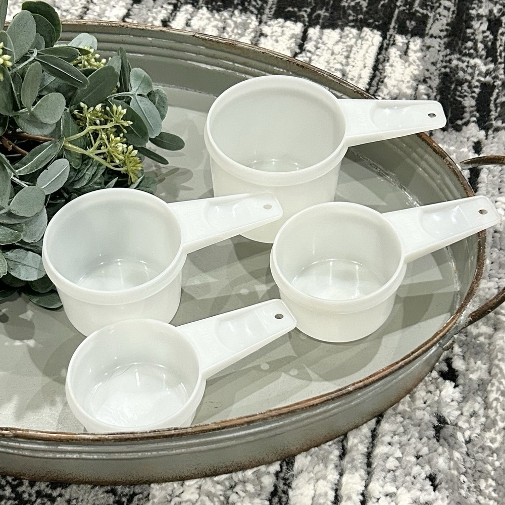 Vintage Tupperware White Replacement Measuring Cups Set ~ 1/3, 1/2, 2/3, 1 CUP